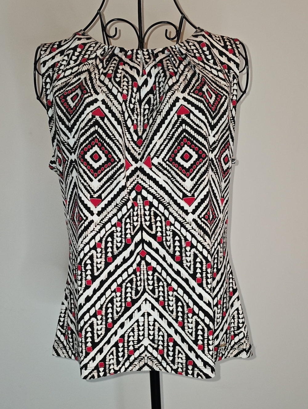 Calvin Klein Black, White & Red Geometric Print Sleeveless Blouse